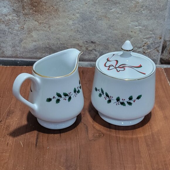 Christmas Tree & Ribbon Covered Sugar Bowl & Creamer Japan - Picture 13 of 13